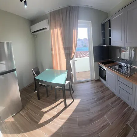 4s Vs4 Apartment Tirana